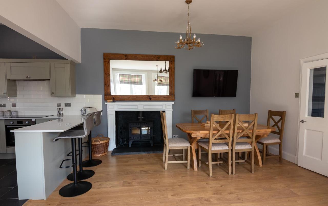 Laundry Cottage: Drumlanrig Castle 桑希尔 外观 照片