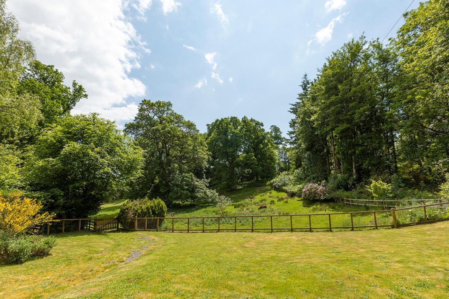 Laundry Cottage: Drumlanrig Castle 桑希尔 外观 照片
